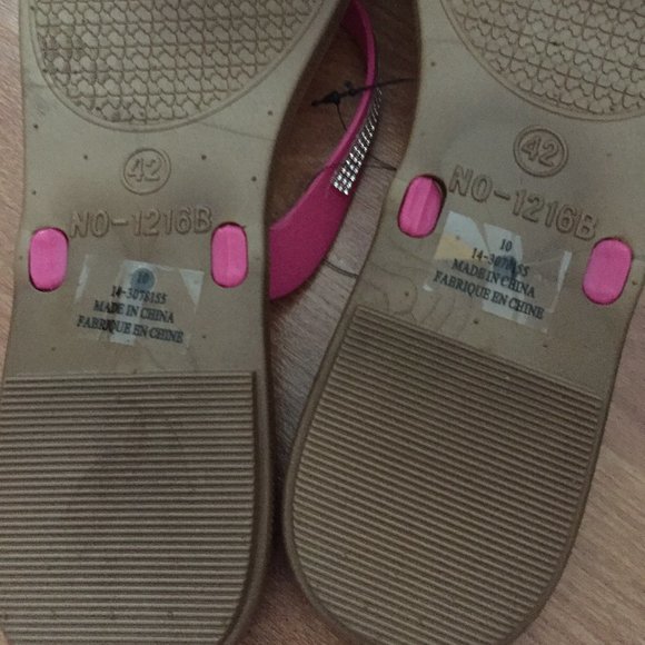 Privilege Size 10 Rhinestone Ladies Pink Slippers - Picture 6 of 7